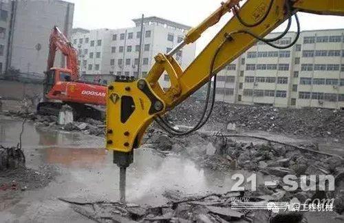 国产挖机破碎维修视频播放,国产挖机破碎维修实操视频解析