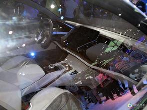 国产轿跑原地掉头视频,惊艳展示操控魅力