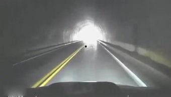 国产客车隧道视频播放,国产客车风采绽放