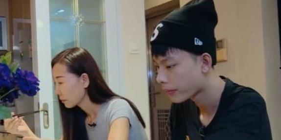 国产网友最新小视频,揭秘生活百态，笑料横生